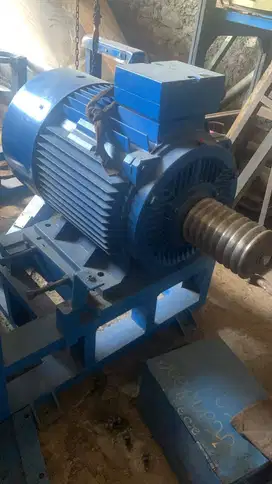 Dinamo / Motor Listrik 100 HP 75 KW 3 phase