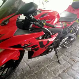 Jual Suzuki GSX-R 150 Tahun 2018, Bodi merah, km 36rb.