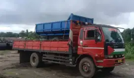 Jual truck  Nissan