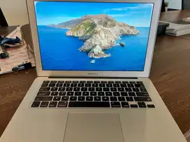 Dijual: MacBook Air 13” Early 2014 - Mulus & Siap Pakai!