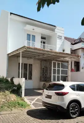 Dijual Cepat Rumah Di Graha Taman Bunga BSB City