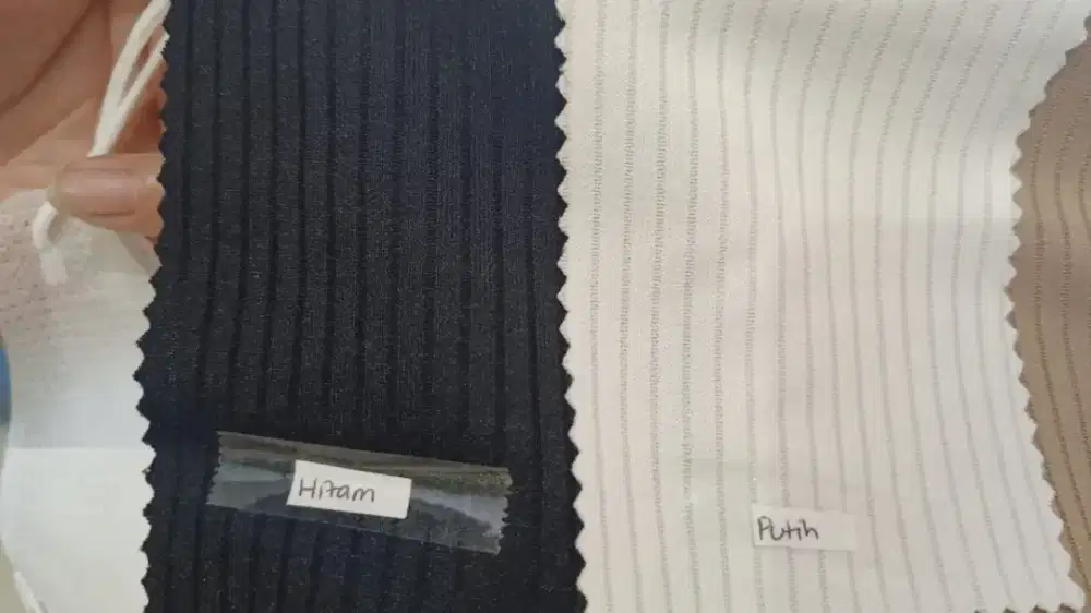 Di CAri karyawati saja.  Cewek.