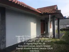 Dijual rumah klasik 2 lantai