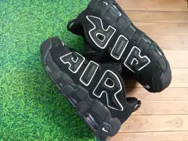 Nike Air More Uptempo •Preloved, Second, Thrift•
