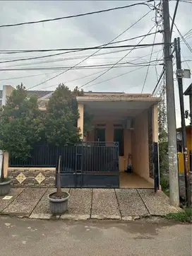Rumah Bagus di Komplek Unilever Meruya Dekat Kampus Mercu Buana Toll