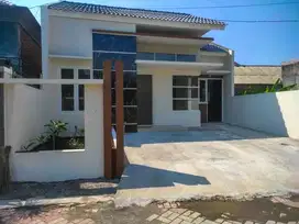 Rumah Baru SHM LT 111 m² Gasem Dkt Perum DOLOG Kel. Tlogosari  Wetan K