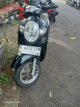 Scoopy stylish 2018