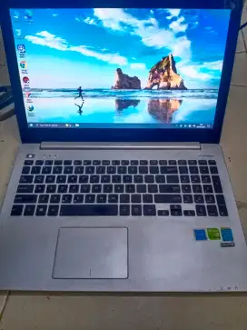 Asus core i7 Dual VGA - Ram 12Gb - SSD 256Gb - Touchscreen - no minus