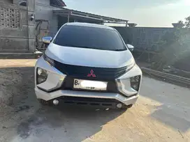 xpander exceed manual putih 2018