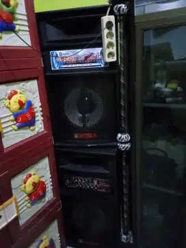 SPEAKER BLUETOOTH AKTIF DIOBA