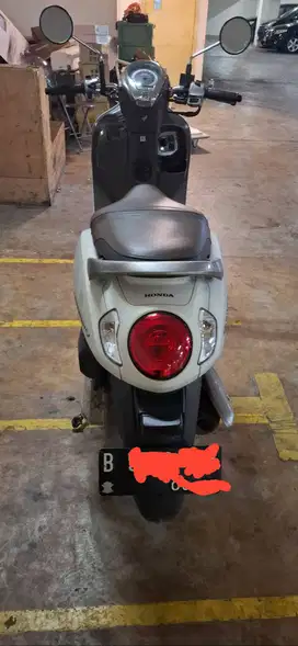 Honda Scoopy Prestige