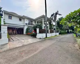 Rumah Bagus Mewah Dalam Komplek Dekat MRT Fatmawati