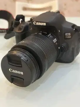 Dijual camera canon 700d