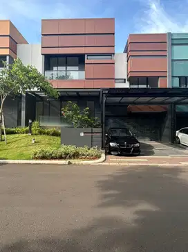 Sewa rumah 4 kamar brand new Mozart Symphonia - Gading Serpong