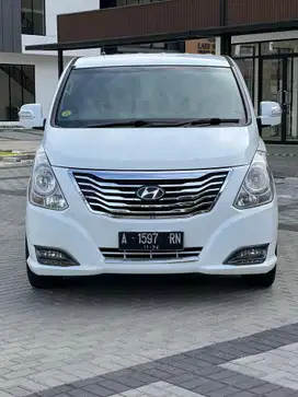 TDP 10 JUTA!!! HYUNDAI H-1 ROYALE 2014 FACELIFT 2.4 AT PUTIH