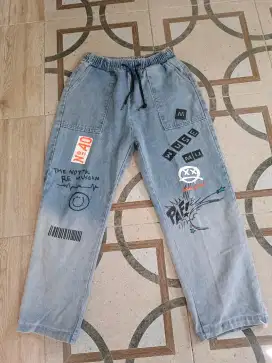 Celana jeans sablon artistik