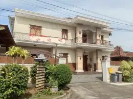 KOST MEWAH ETNIK,ISTIMEWA LOKASI,DEKAT KE KAMPUS UNDIP SEMARANG JATENG