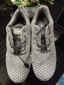 Sepatu Sport La Gear
