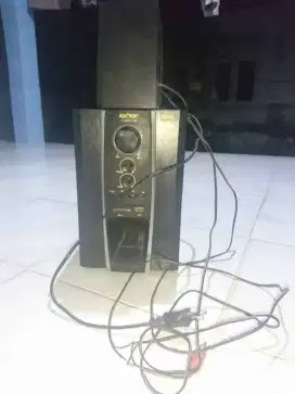 speaker aktif ASATRON  dilengkapi bluetooth dan colokan mic  karauke