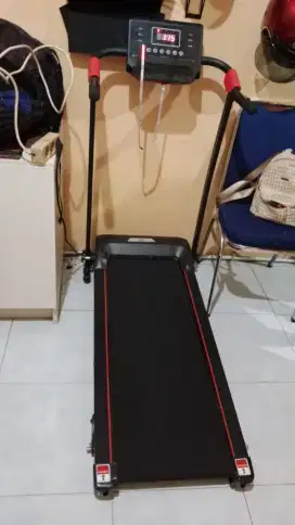 Alat fitness treadmill elektrik iReborn venio baru pake sekali