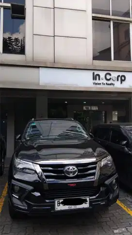 TOYOTA FORTUNER 2.4 TRD DIESEL 2020