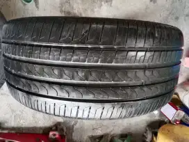 Pirelli 285 40 R21