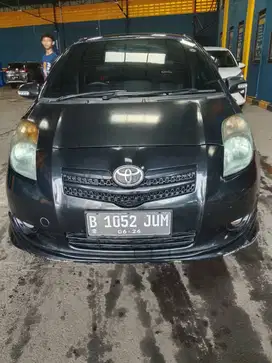 Dijual Toyota Yaris 2008