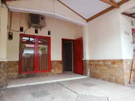 Rumah Bagus siap huni strategis di perumahan Griya Metropolitan Bekasi