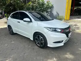 Honda HRV 1.8 Prestige 2017 Sunroof Istimewa