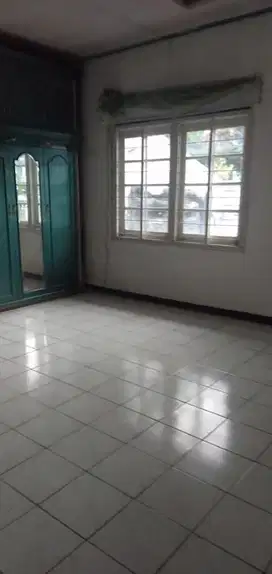 Dijual Rumah Cantik Posisi Hook di Kawasan Sukamulya Pasteur Bandung