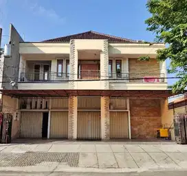 Rumah Jl.Mayjen Sutoyo. Karang kidul Semarang – 10335