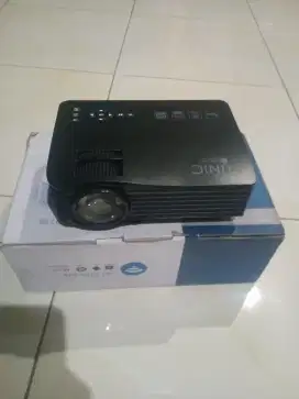 proyektor mini unic mulus segel
