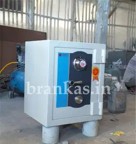 BRANKAS TAHAN API dan Tahan Bongkar _Brankas Baru }Jual Brankas Gresik