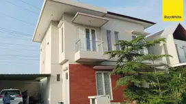 Dijual Rumah 2 lantai di Royal Residence Harewood Surabaya