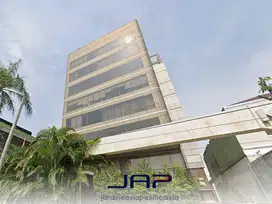 Sewa Kantor KMO Building Luas 190 M2 Fitted Strategis di Blok M