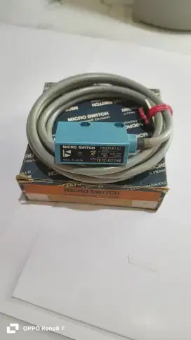Photocell Sensor FE7C-DT2-M Micro Switch Honeywell