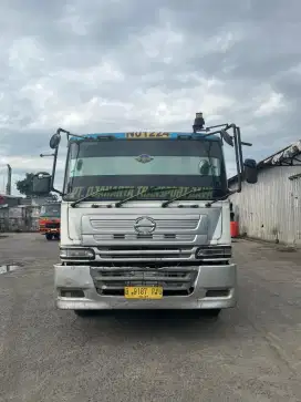 Hino tronton 2007