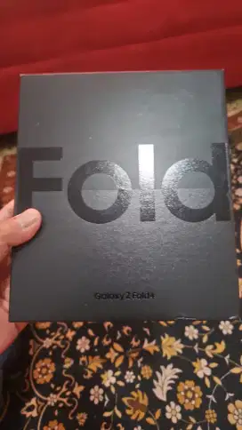 FOLD 4 512 BLACK