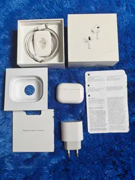 AirPods Pro Gen 2 MagSafe Type C to Lightning fullset original