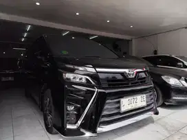 Toyota Voxy 2.0 matic tahun 2018 KM 36 rb
