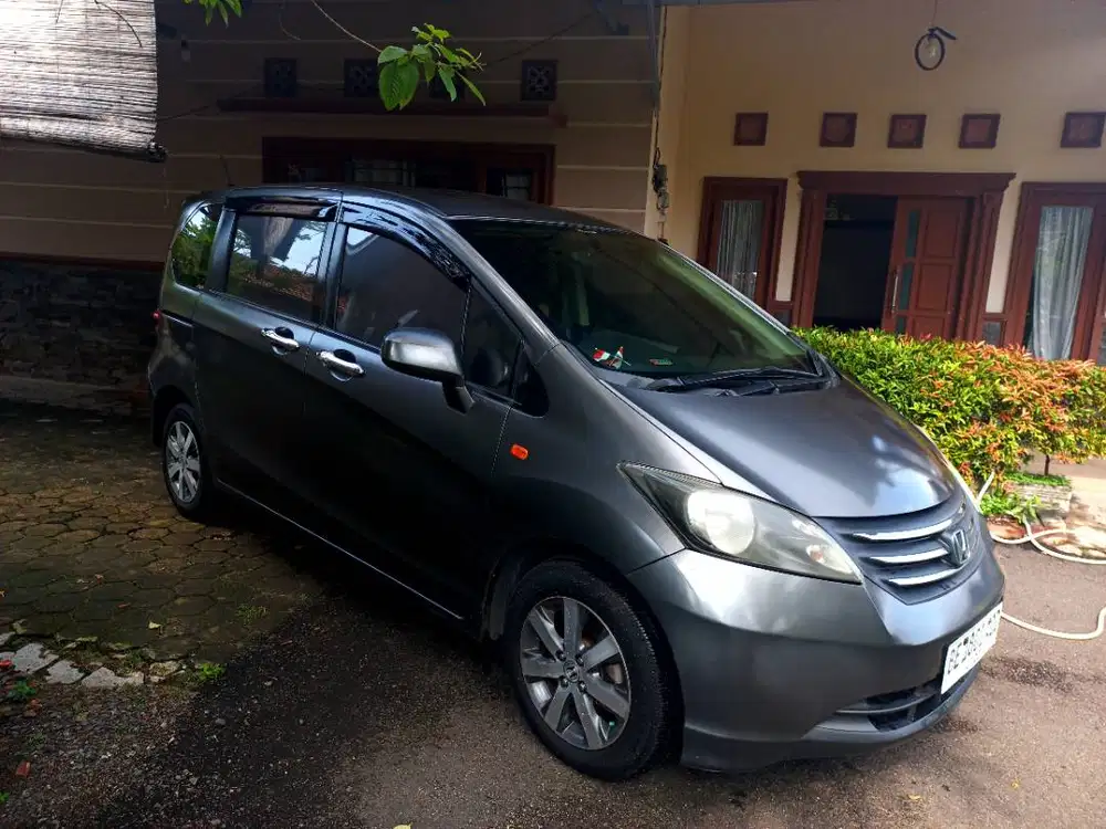 Dijual Honda Freed