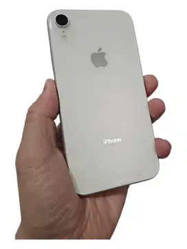 Iphone XR 64GB second kondisi sangat mulus