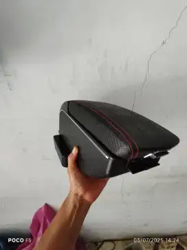 Arm Rest Universal Mobil