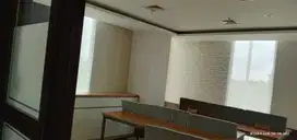 SEWA KANTOR DI JAKARTA SELATAN TB SIMATUPANG 139M2 PARTISI 125K NEGO