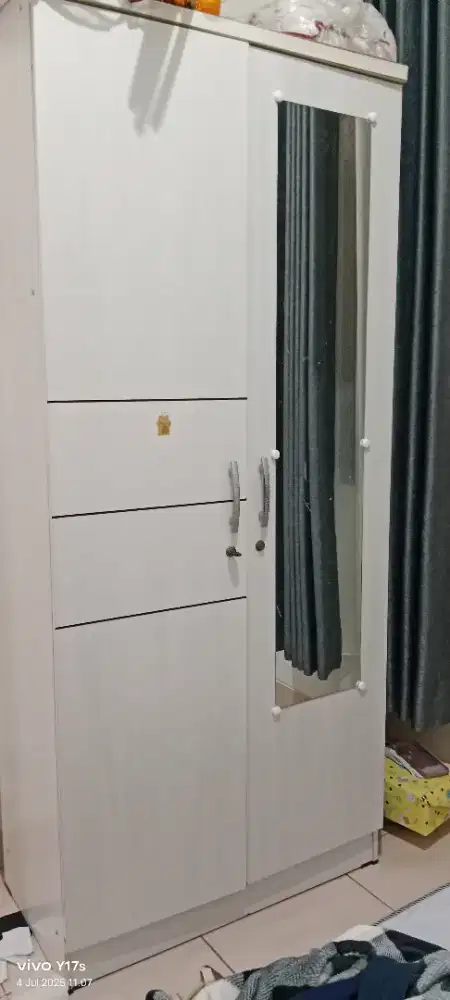 Lemari 2 pintu bagus