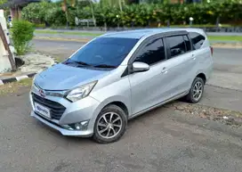 DAIHATSU SIGRA 1.2 R BENSIN MATIC 2018