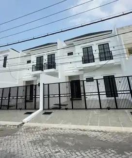 Sutorejo Rumah Baru Type White