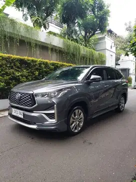 INNOVA ZENIX Q HYBRID AT MODELISTA 2024