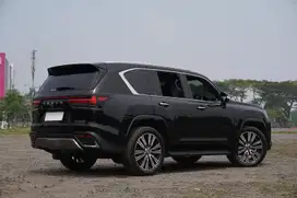 Lexus LX600 2022 Bensin