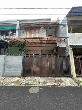 Dijual Rumah Siap Huni Di Duren Sawit Akses 1 Mobil